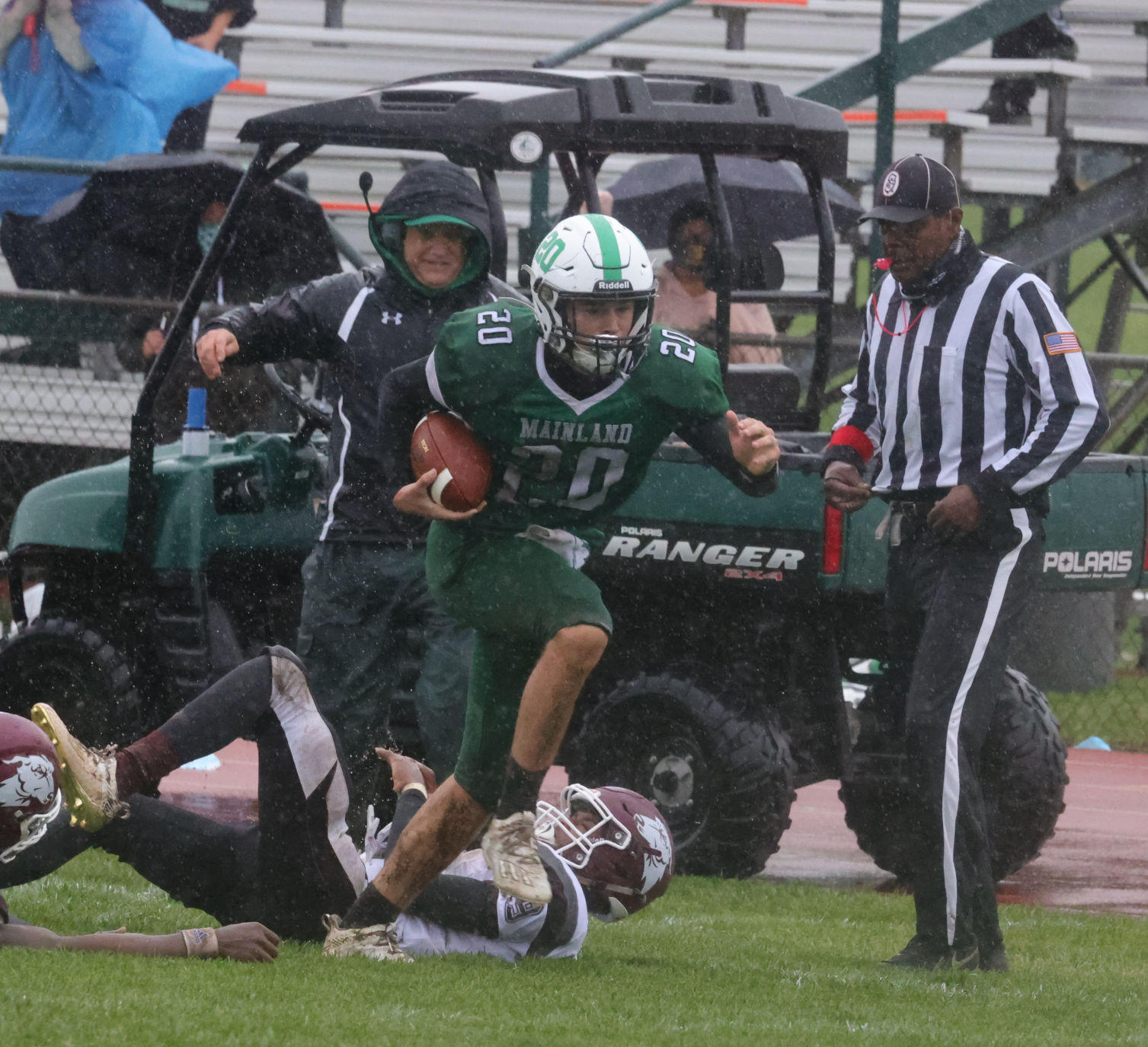 Pleasantville vs Mainland football